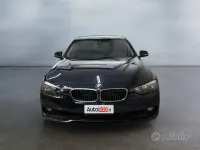 Usata BMW 330 Advantage 184 CV (135 kW) 2017 Blu/azzurro Berlina