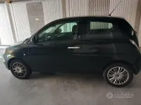 Usata Lancia Ypsilon 80 CV (58 kW) 2010 Nero Utilitaria