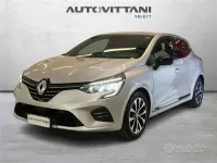 Usata Renault Clio V Techno 91 CV (66 kW) 2023 Grigio Berlina