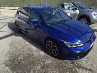 Usata VW Golf VIII R-line 150 CV (110 kW) 2022 Bluazzurro Berlina