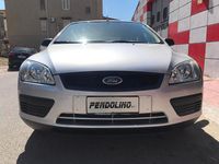 Usata Ford Focus Zetec 110 CV (80 kW) 2005 Argento Berlina