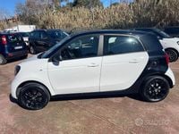 Usata Smart ForFour Passion 70 CV (51 kW) 2017 Bianco Utilitaria