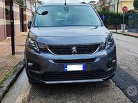 Usata Peugeot Rifter Active 131 CV (96 kW) 2019 Grigio Monovolume