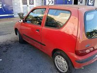 Usata Fiat 600 54 CV (39 kW) 2002 Rosso Utilitaria