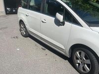 Usata Peugeot 5008 109 CV (80 kW) 2010 Bianco Monovolume