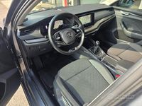 Usata Skoda Octavia Executive 116 CV (85 kW) 2022 Grigio Station wagon