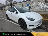 Usata Tesla Model Y RWD 88 kW (120 CV) 2023 Bianco SUV