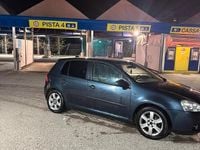 Usata VW Golf V 105 CV (77 kW) 2007 Blu Utilitaria