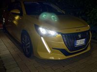 Usata Peugeot 208 Allure 101 CV (74 kW) 2021 Giallo Utilitaria