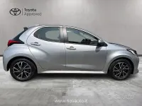 Usata Toyota Yaris Hybrid Trend 116 CV (85 kW) 2022 Grigio Berlina