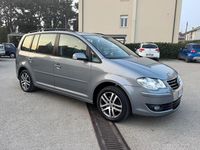 Usata VW Touran Highline 109 CV (80 kW) 2009 Grigio Monovolume