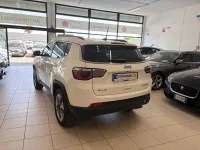 Usata Jeep Compass Limited 140 CV (102 kW) 2018 Bianco SUV
