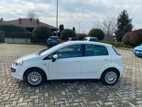 Usata Fiat Punto Evo Active 95 CV (69 kW) 2011 Bianco Utilitaria
