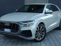 Usata Audi Q8 S-Line 231 CV (169 kW) 2022 Beige SUV