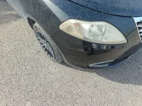 Usata Lancia Ypsilon 80 CV (58 kW) 2013 Nero Utilitaria