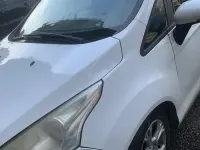 Usata Ford B-MAX 90 CV (66 kW) 2013 Bianco Monovolume