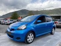 Usata Toyota Aygo 54 CV (39 kW) 2009 Blu Utilitaria