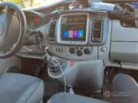 Usata Opel Vivaro 120 CV (88 kW) 2013 Nero Monovolume