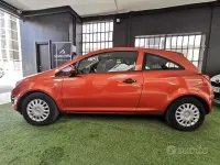 Usata Opel Corsa 85 CV (62 kW) 2012 Rosso Utilitaria
