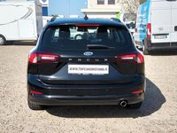 Usado Ford Focus Business Edition 120 HP (88 kW) 2022 Preto Carrinha
