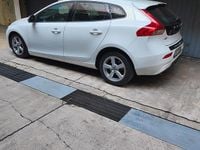 Usata Volvo V40 115 CV (84 kW) 2014 Bianco Berlina