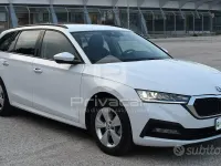 Usata Skoda Octavia Executive 116 CV (85 kW) 2022 Bianco Station wagon