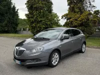 Usata Lancia Delta S 165 CV (121 kW) 2010 Grigio Utilitaria