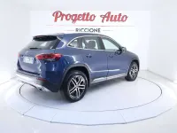 Usata Mercedes GLA200 163 CV (119 kW) 2021 Blu denim metallizzato SUV