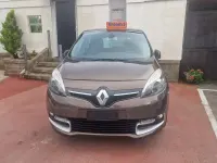 Usata Renault Scénic III Bose Edition 110 CV (80 kW) 2016 Beige Monovolume
