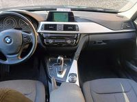 Usata BMW 316 Advantage 116 CV (85 kW) 2017 Grigio Station wagon