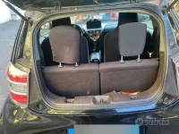 Usata Toyota iQ 68 CV (50 kW) 2009 Nero Utilitaria