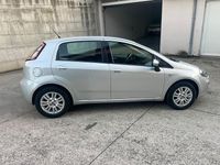 Usata Fiat Punto Lounge 85 CV (62 kW) 2015 Grigio Berlina