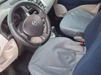 Usata Fiat Punto 60 CV (44 kW) 2004 Rosso Utilitaria