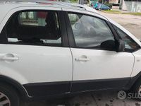 Usata Fiat Sedici 120 CV (88 kW) 2011 Bianco SUV