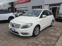 Usata Mercedes B200 Executive 136 CV (100 kW) 2016 Bianco Utilitaria