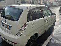 Usata Lancia Ypsilon 77 CV (56 kW) 2009 Bianco Utilitaria