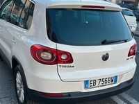 Usata VW Tiguan 140 CV (102 kW) 2010 Bianco SUV