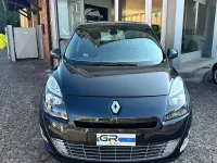 Usata Renault Scénic III Luxe 110 CV (80 kW) 2011 Grigio Monovolume