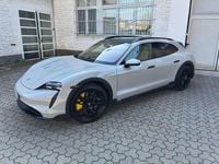 Usata Porsche Taycan Cross Turismo 139 kW (190 CV) 2022 Grigio Station wagon