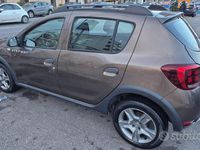 Usata Dacia Sandero Stepway 90 CV (66 kW) 2018 Marrone Berlina