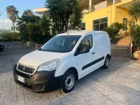 Usata Peugeot TePee Access 99 CV (72 kW) 2018 Bianco Station wagon