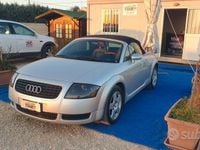 Usata Audi TT Roadster 179 CV (131 kW) 2000 Grigio Cabrio