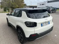 Usata Jeep Avenger Summit 100 CV (73 kW) 2024 Bianco SUV