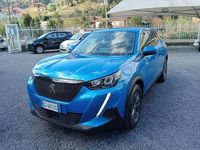 Usata Peugeot 2008 Active 102 CV (75 kW) 2021 Blu/azzurro SUV