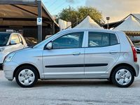 Usata Kia Picanto Urban 61 CV (44 kW) 2007 Grigio Utilitaria