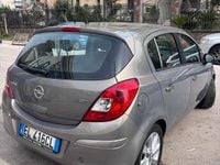 Usata Opel Corsa Edition 75 CV (55 kW) 2013 Beige Utilitaria