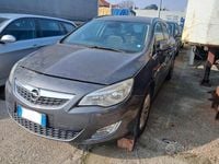 Usata Opel Astra Cosmo 140 CV (102 kW) 2012 Grigio Station wagon