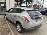 Usata Lancia Delta 120 CV (88 kW) 2013 Argento Utilitaria