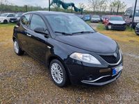 Usata Lancia Ypsilon Silver 69 CV (50 kW) 2016 Nero Utilitaria