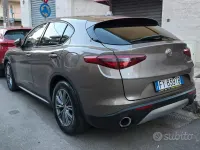 Usata Alfa Romeo Stelvio 160 CV (117 kW) 2019 Grigio SUV